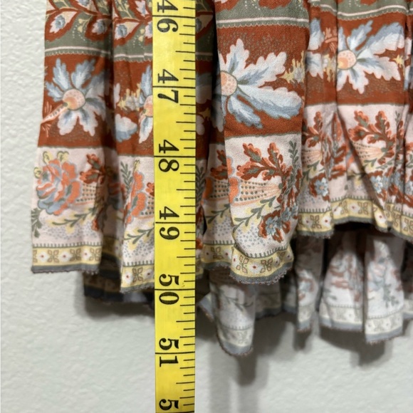 Faherty Floral Boho Prairie Midi Dress. Long Sleeve, Smocked Waist, Shoulder. - Picture 16 of 16